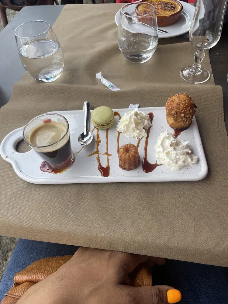 Café Gourmand